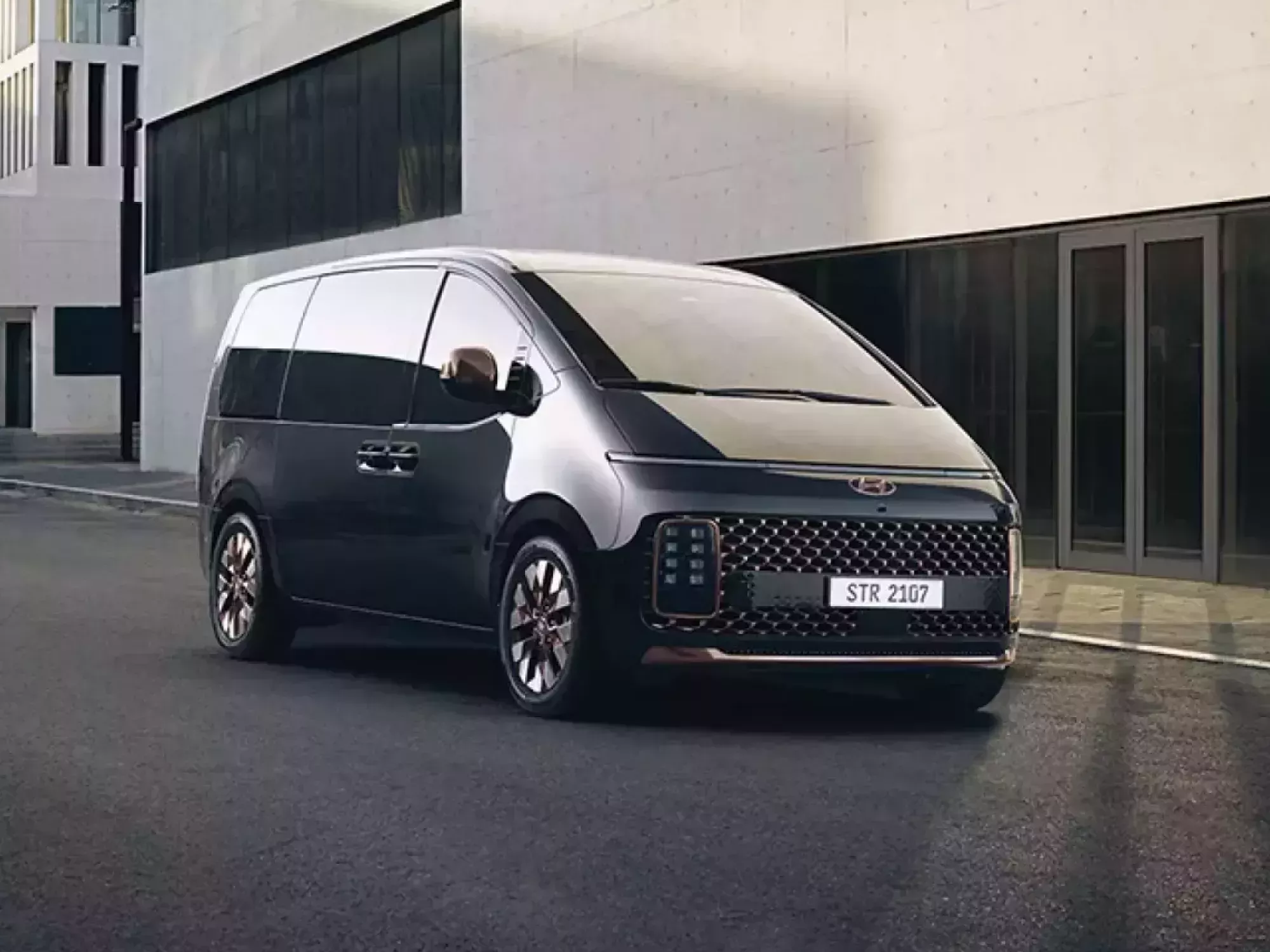 Hyundai Staria